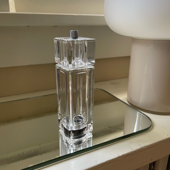 Vintage Lucite Pepper Grinder - Picture 1 of 7